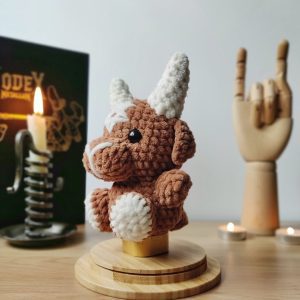 Baphomet sur socle | Couleurs personnalisables – Image 2