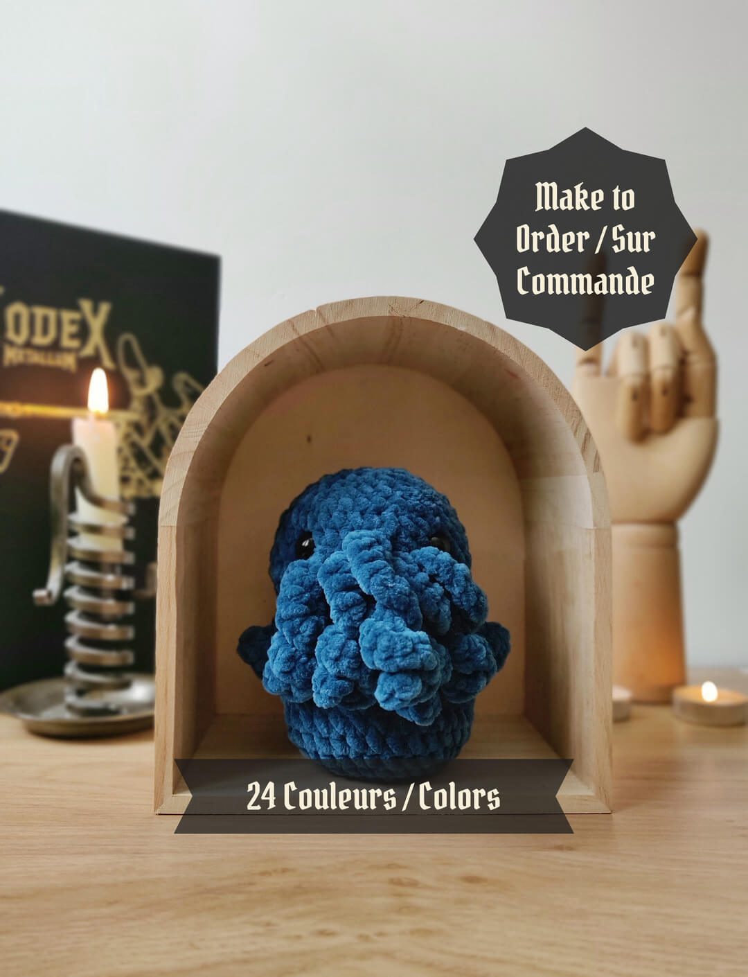 cthulhu en peluche sous arche