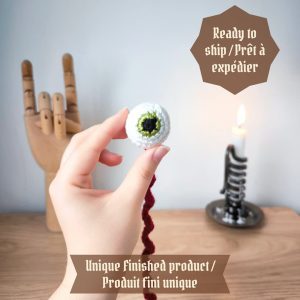 Marque-page œil au crochet - Produit fini – Image 1