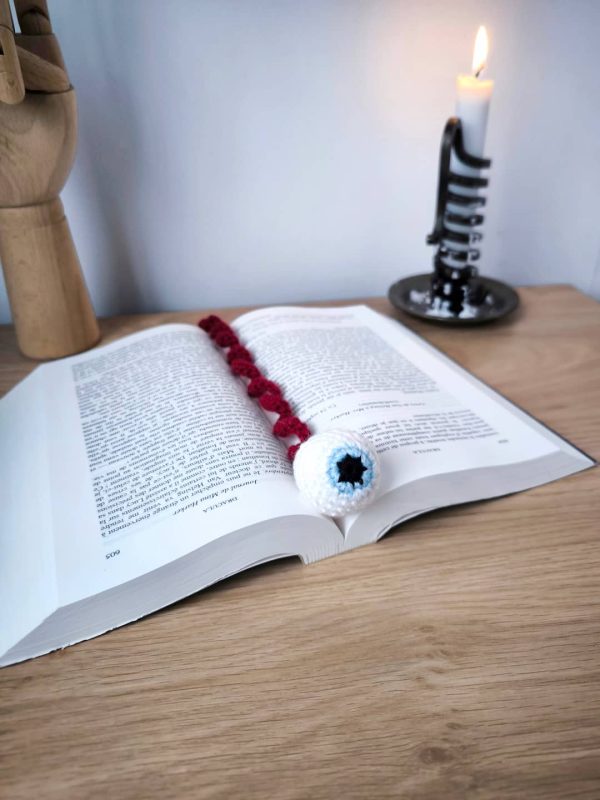 Marque-page œil au crochet - Produit fini