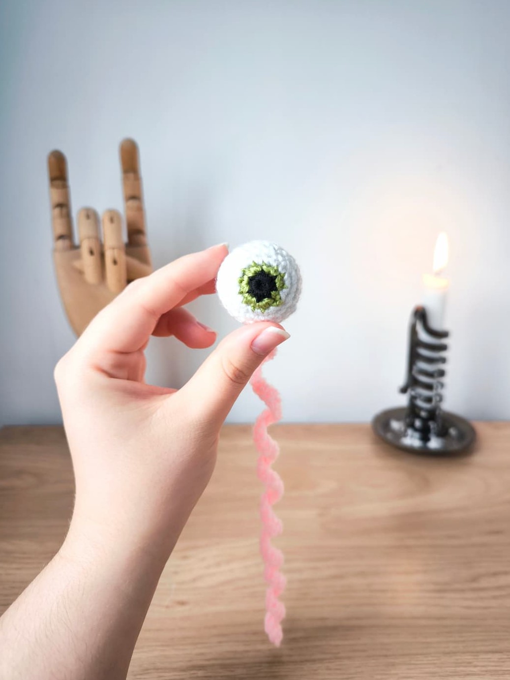 Marque-page œil au crochet - Produit fini – Image 2
