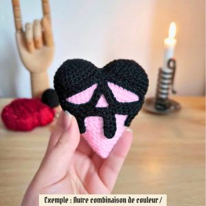 Cœur empoisonné en crochet sous cloche | Couleurs personnalisables – Image 8