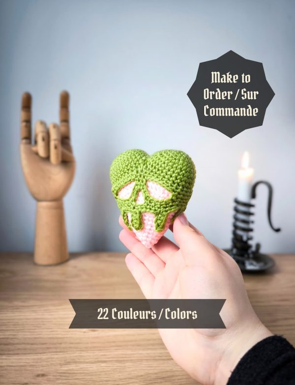 Porte-clé Cœur Empoisonné en Crochet | Couleurs personnalisables