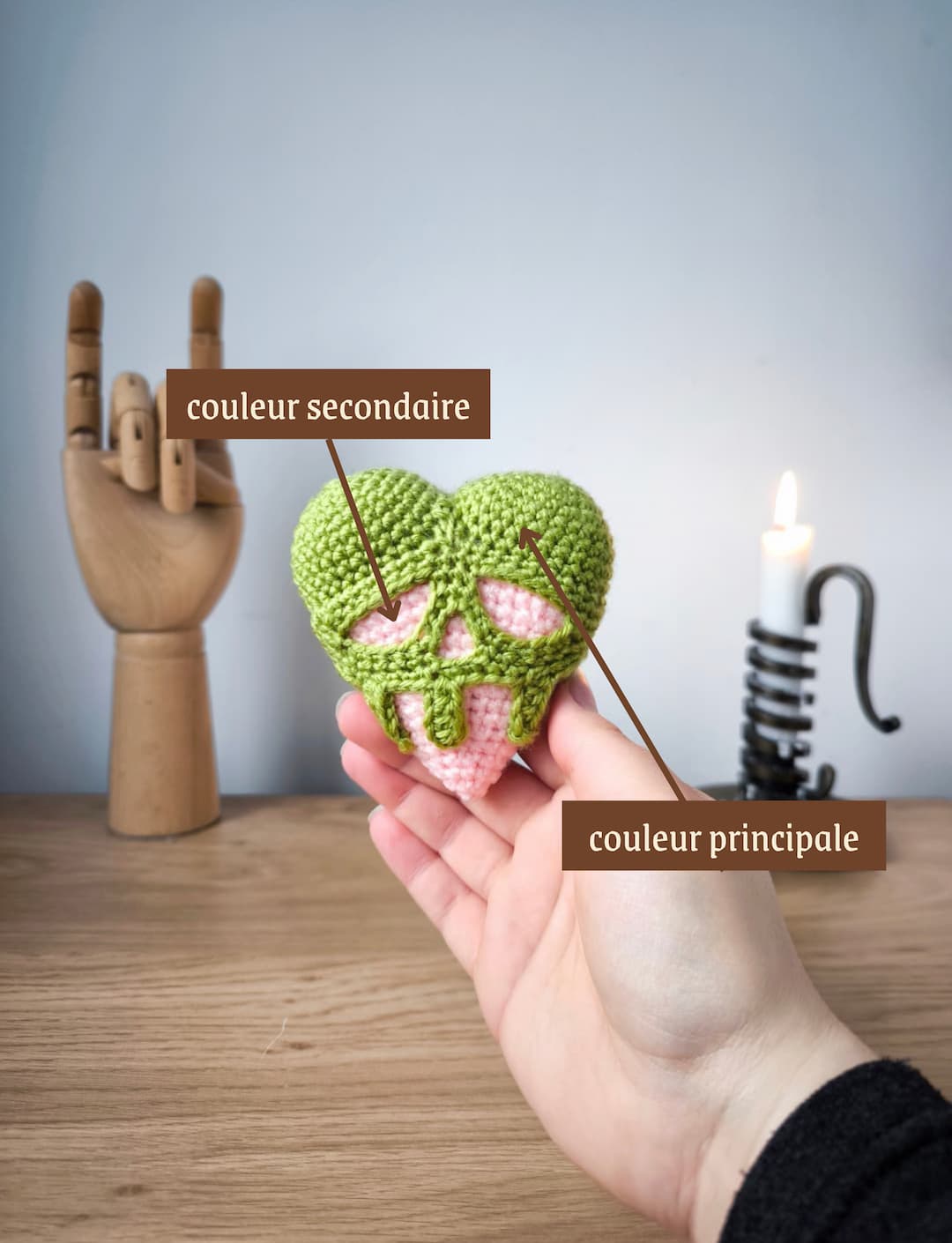 Porte-clé Cœur Empoisonné en Crochet | Couleurs personnalisables – Image 6