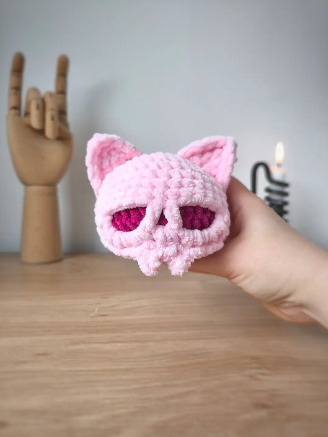 Crâne Chat au Crochet sous cloche | Couleurs personnalisables – Image 3