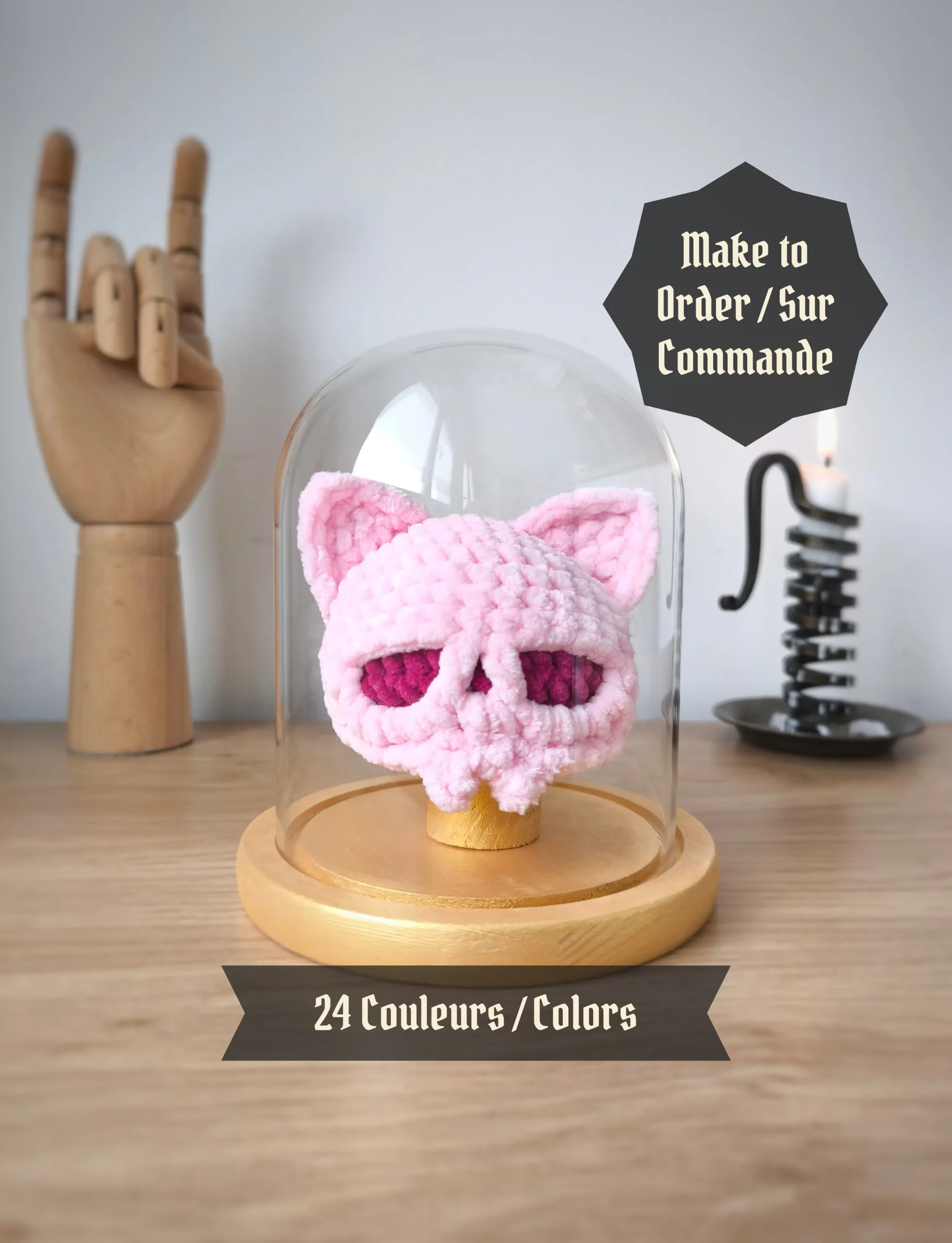 Crâne Chat au Crochet sous cloche | Couleurs personnalisables – Image 1