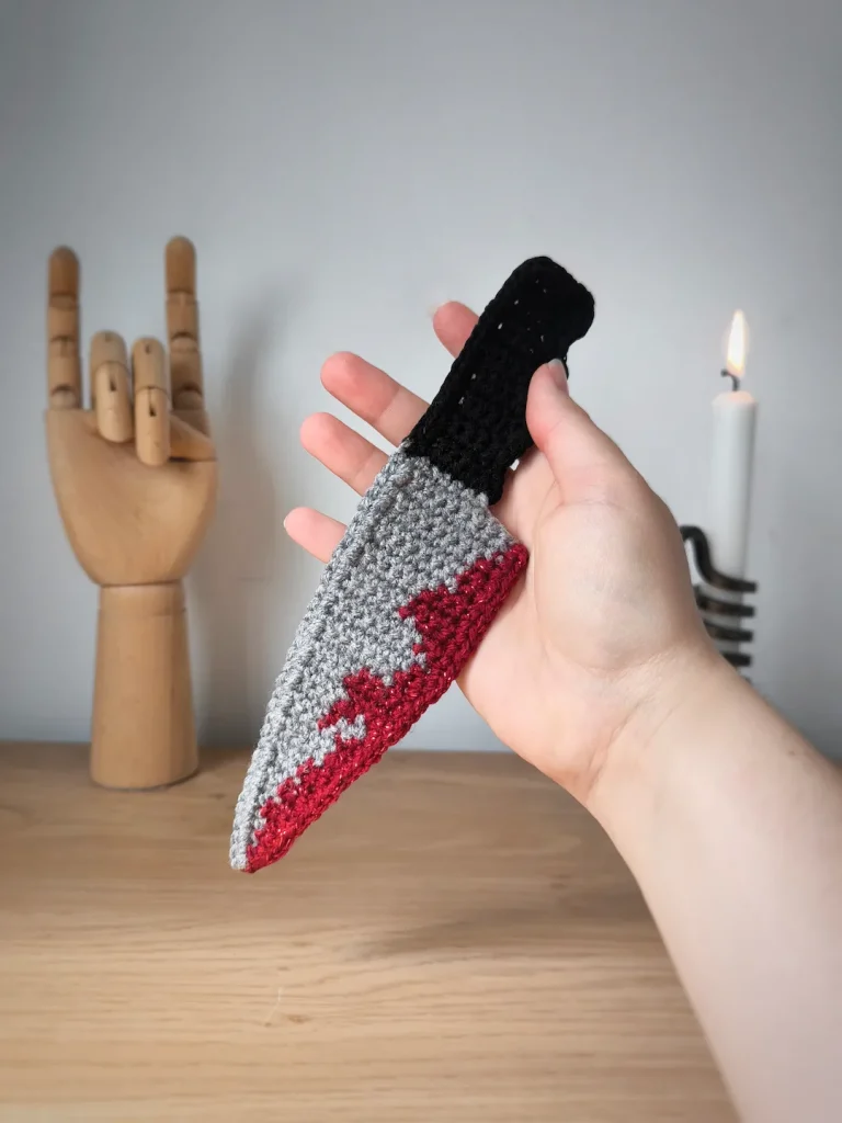 Marque-page Couteau au crochet - Produit fini
