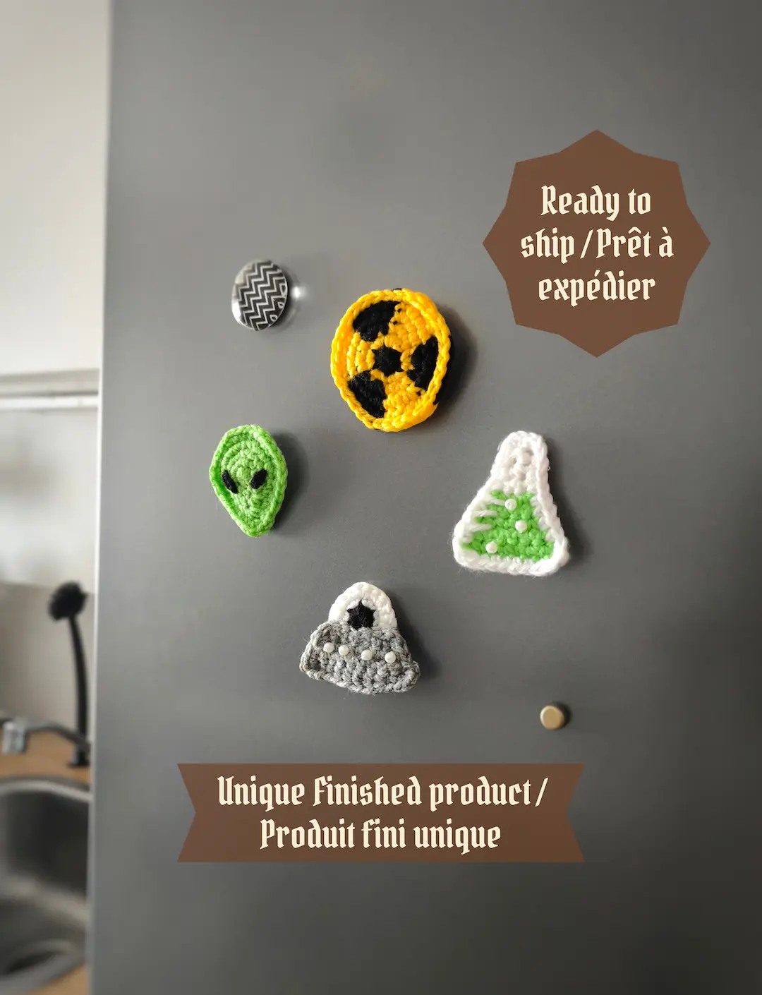 Magnets "Zone 51" au crochet - Produits finis – Image 1